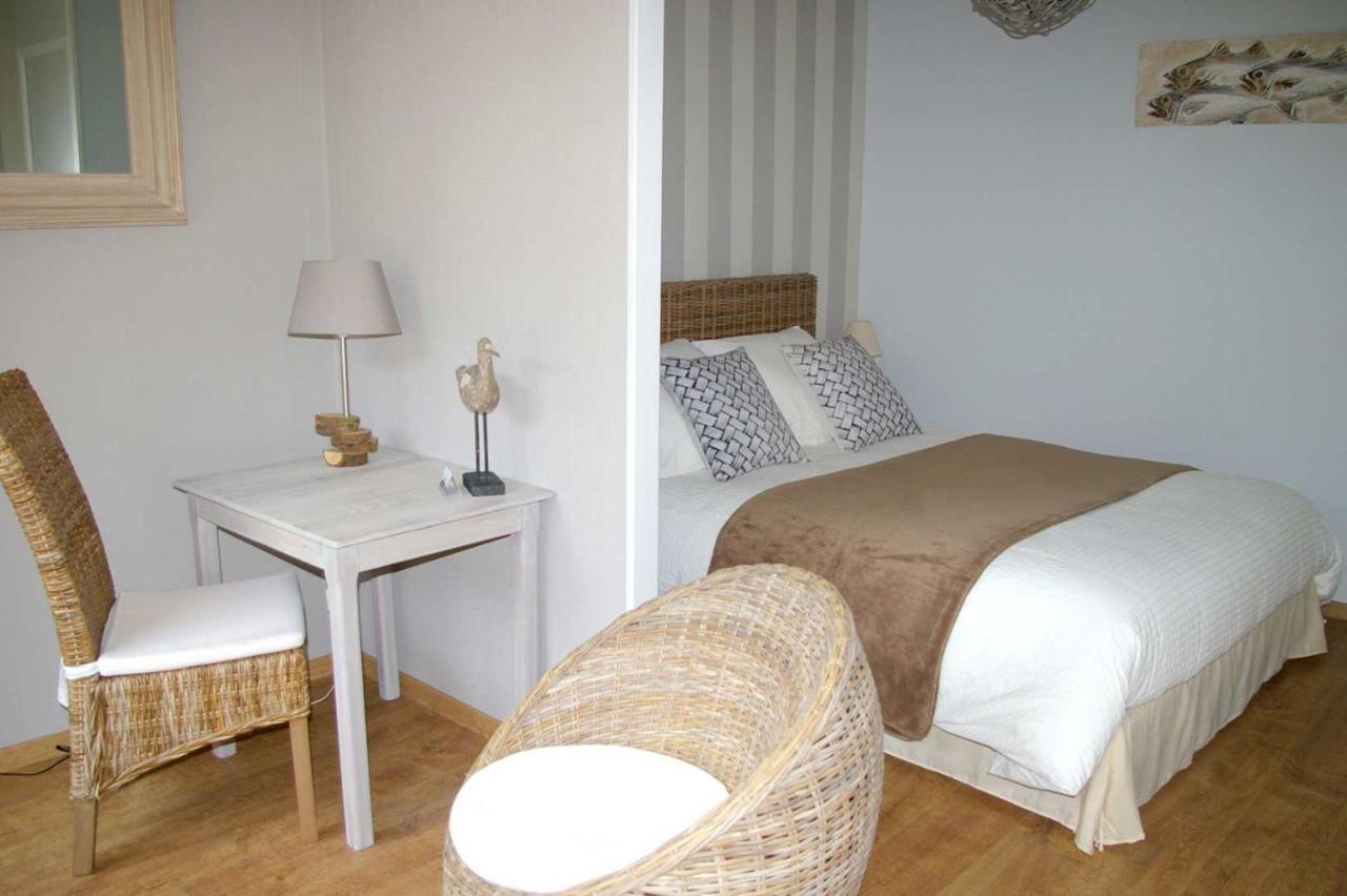Le Colombier Bretagne Bed and Breakfast Louannec Εξωτερικό φωτογραφία